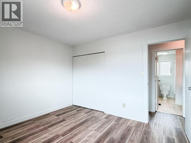 18-20 Harper Street, Faro, YT