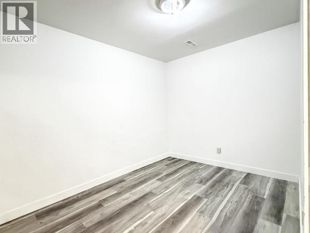 18-20 Harper Street, Faro, YT