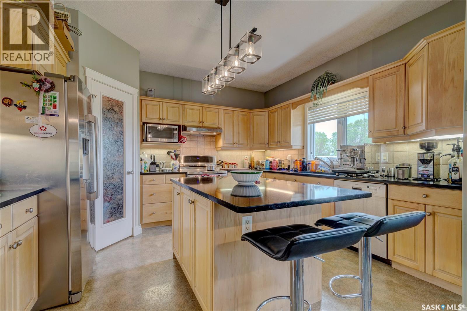 3511 Bishop Crescent E, Regina, SK