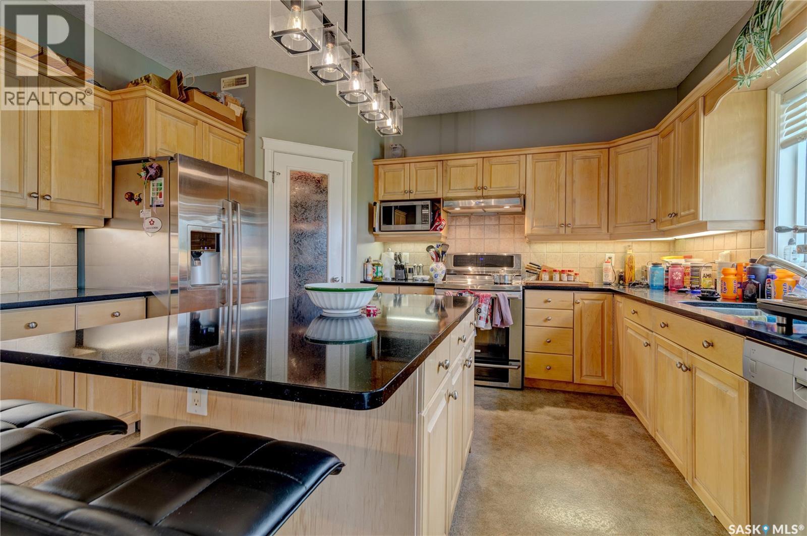 3511 Bishop Crescent E, Regina, SK