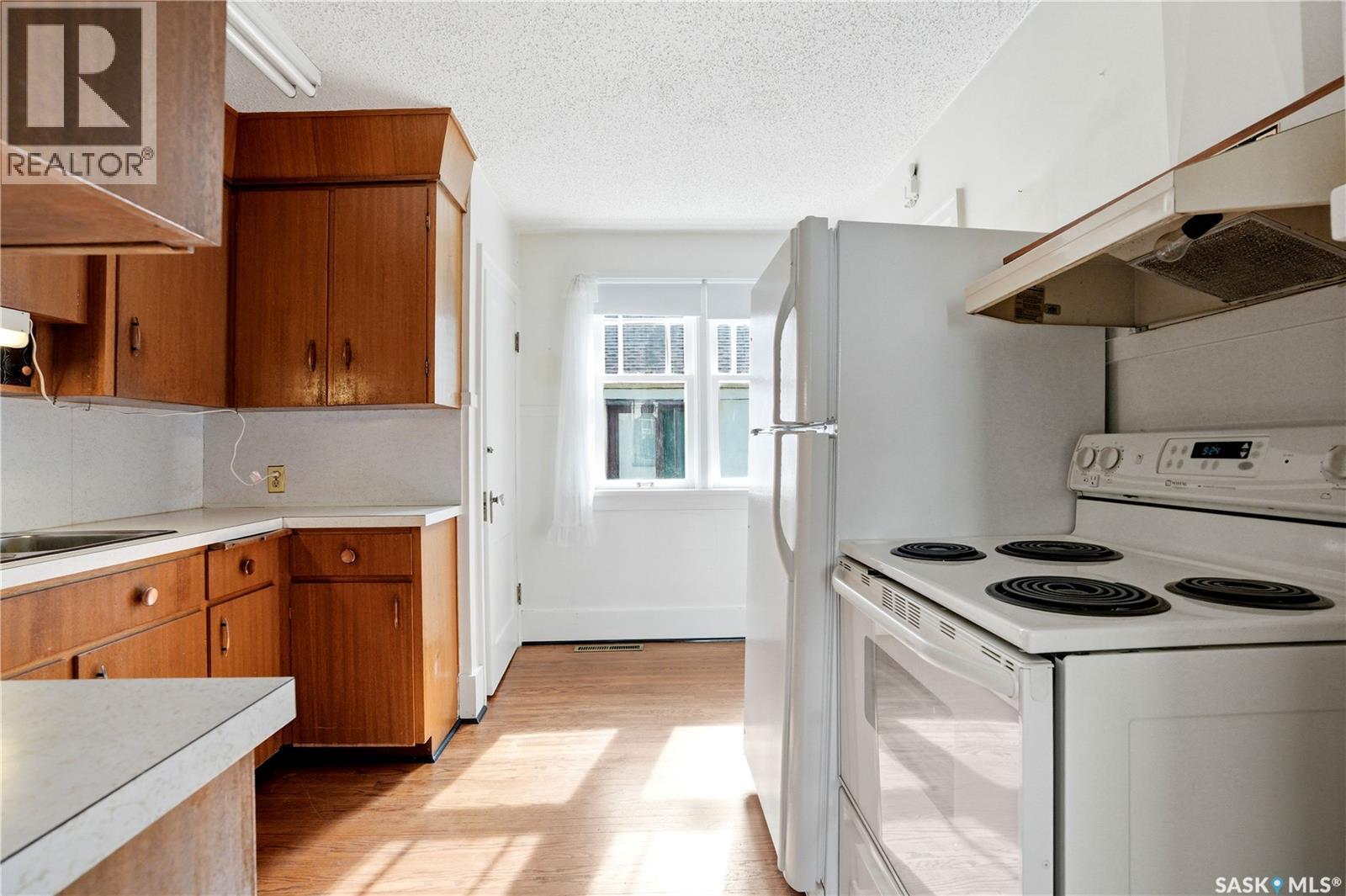 525 5Th Street E, Saskatoon, SK