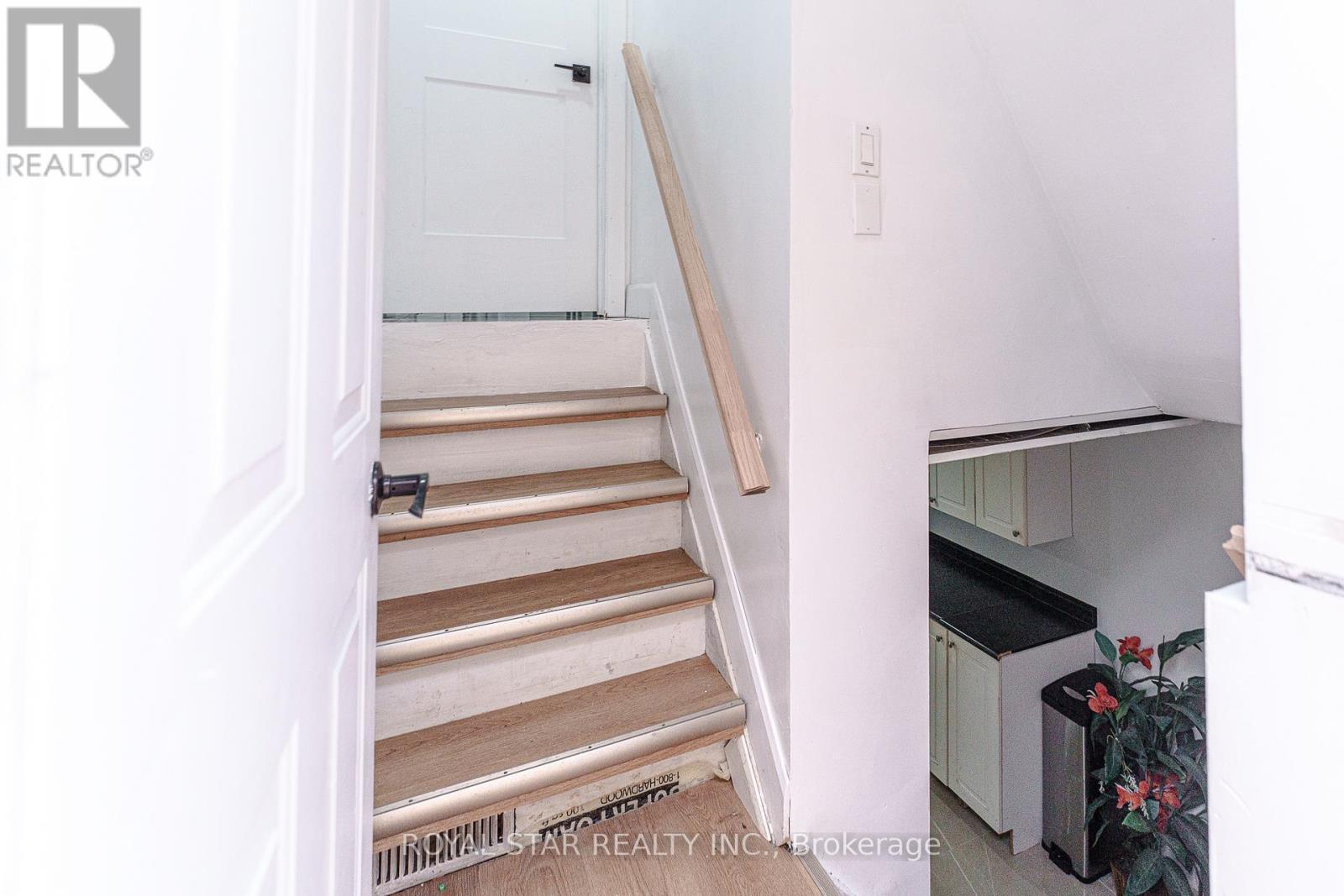 6540 Twenty Road E, Hamilton, ON