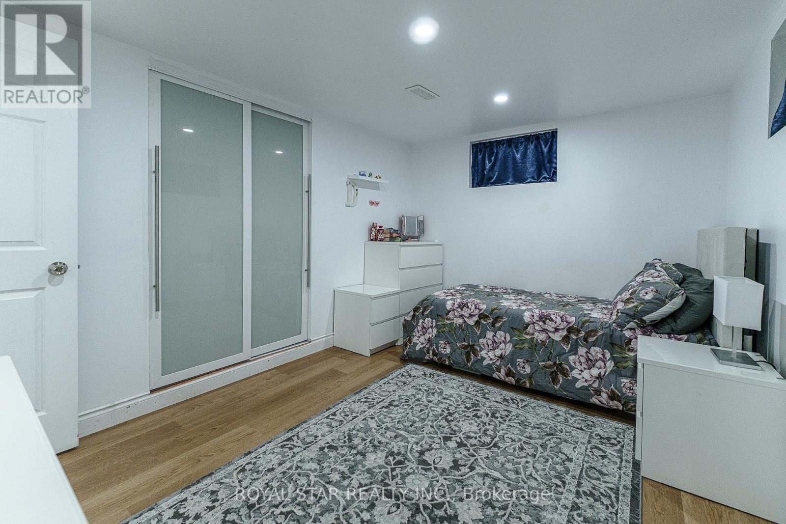 6540 Twenty Road E, Hamilton, ON
