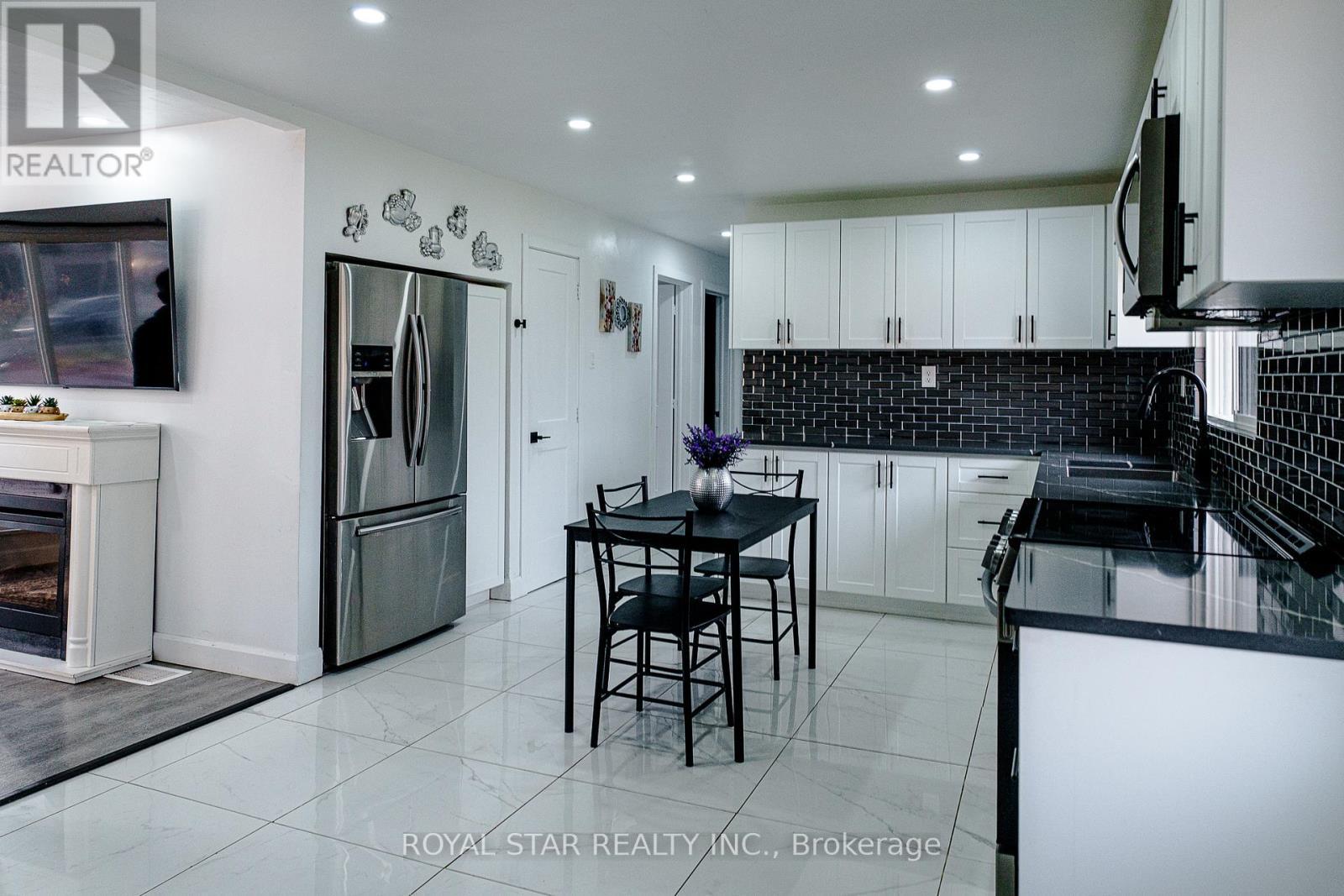 6540 Twenty Road E, Hamilton, ON