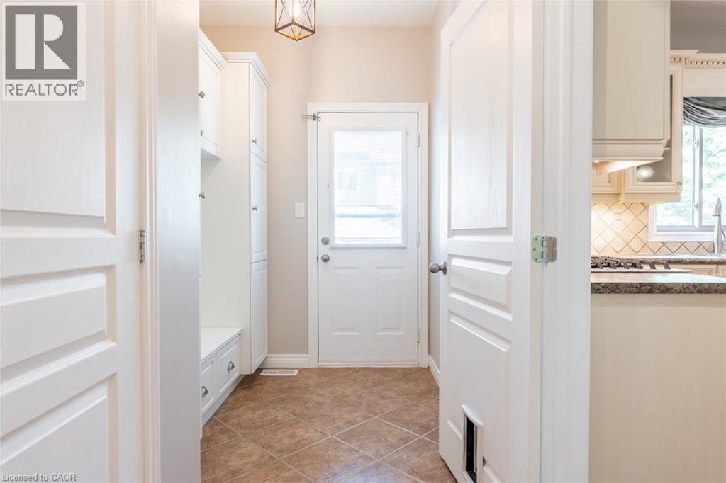 2338 Norland Drive, Burlington, ON