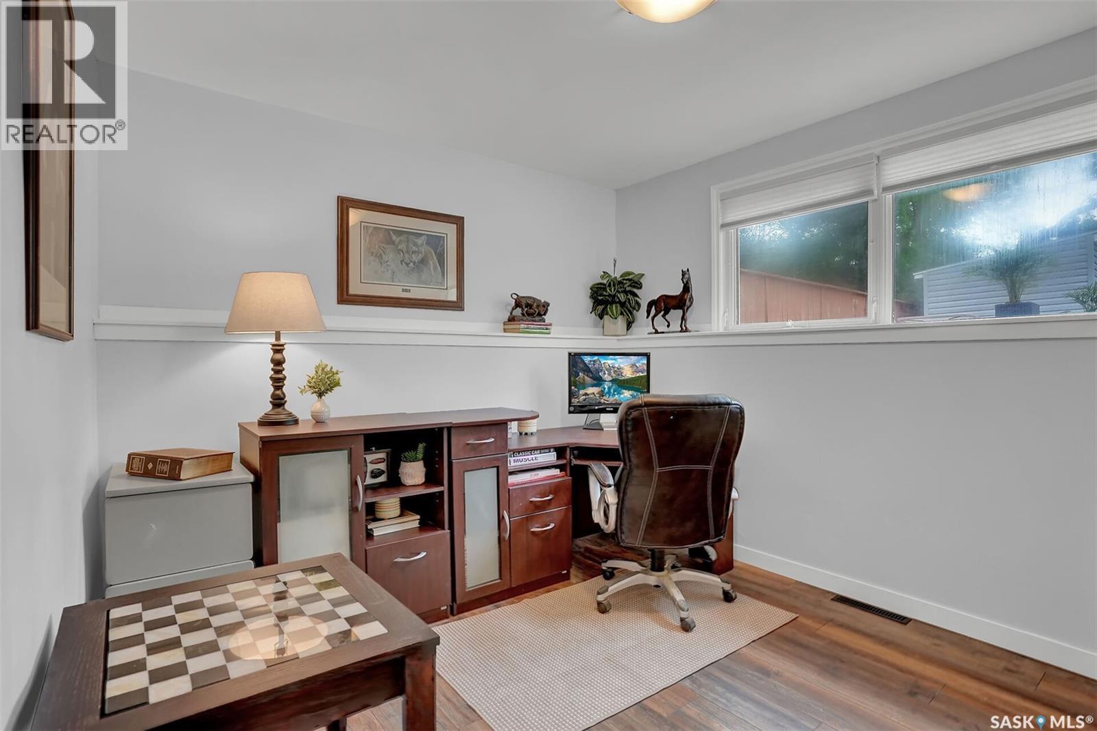 209 Douglas Avenue E, Regina, SK