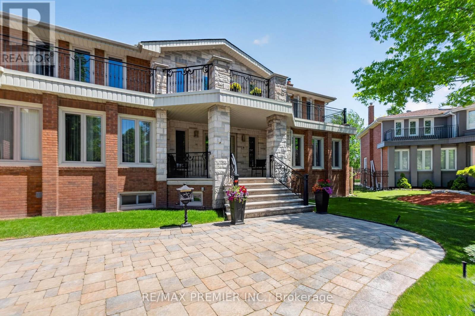 35 Lorengate Place, Vaughan, ON