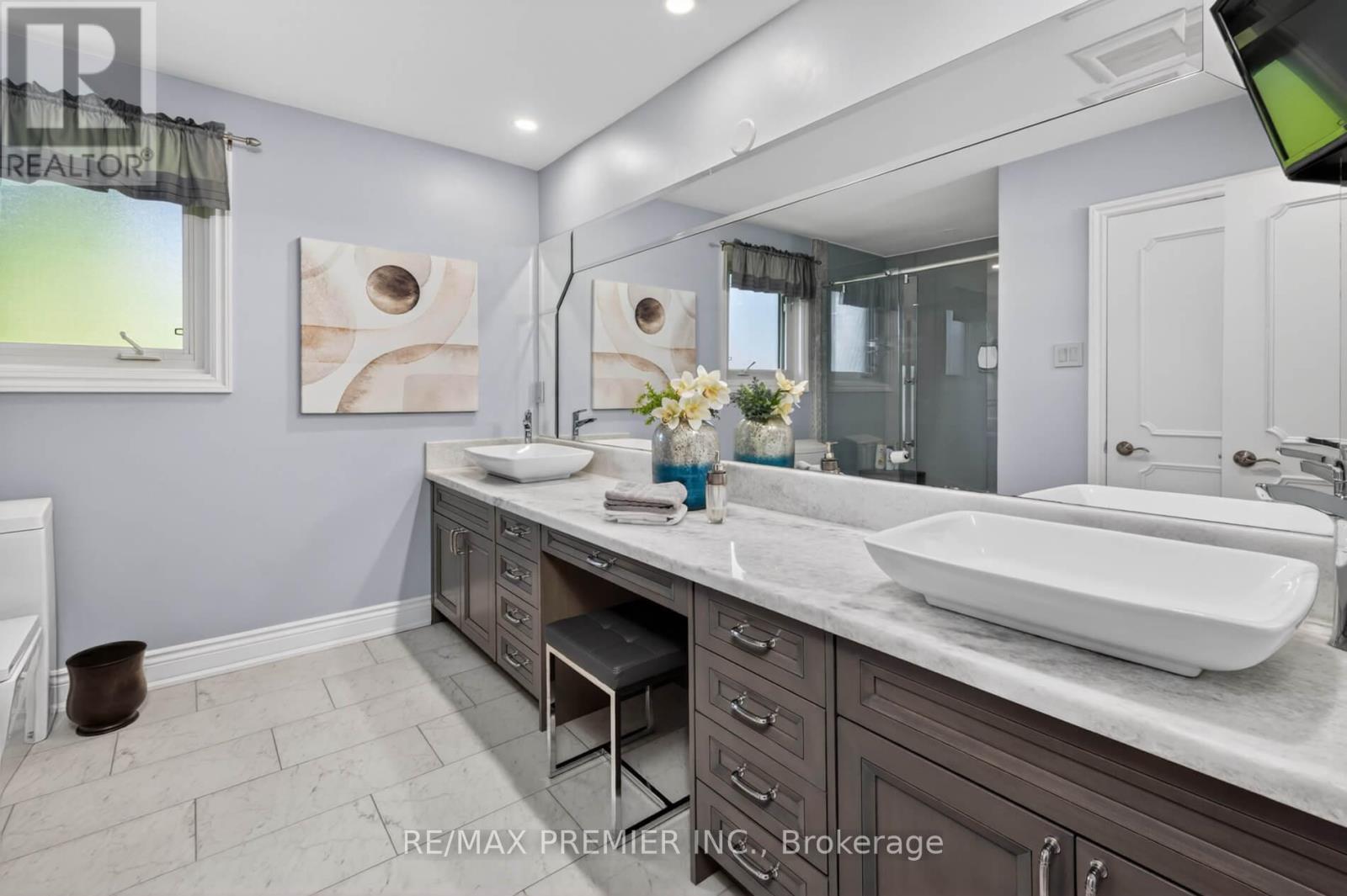 35 Lorengate Place, Vaughan, ON