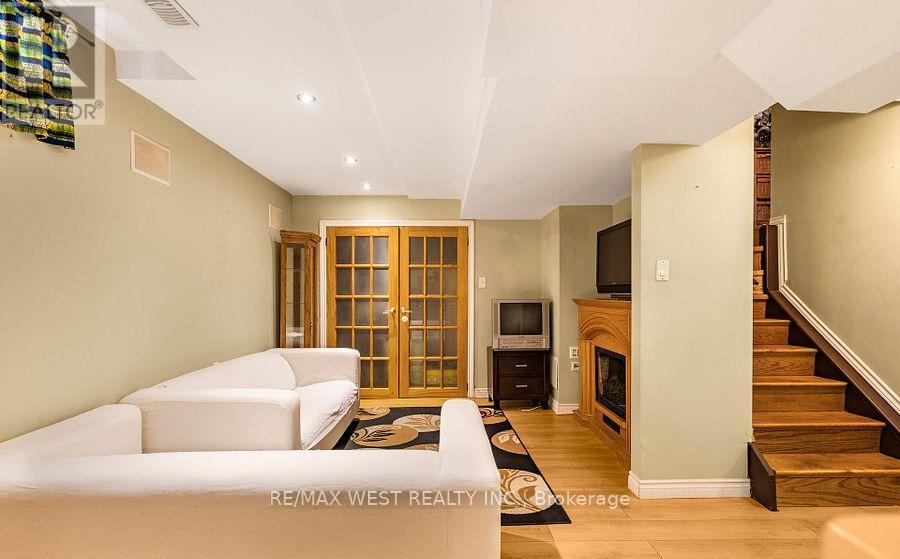 56 Lockheed Crescent, Brampton, ON