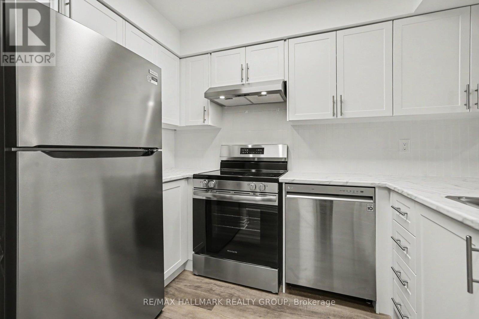1168 Blasdell Avenue, Ottawa, ON