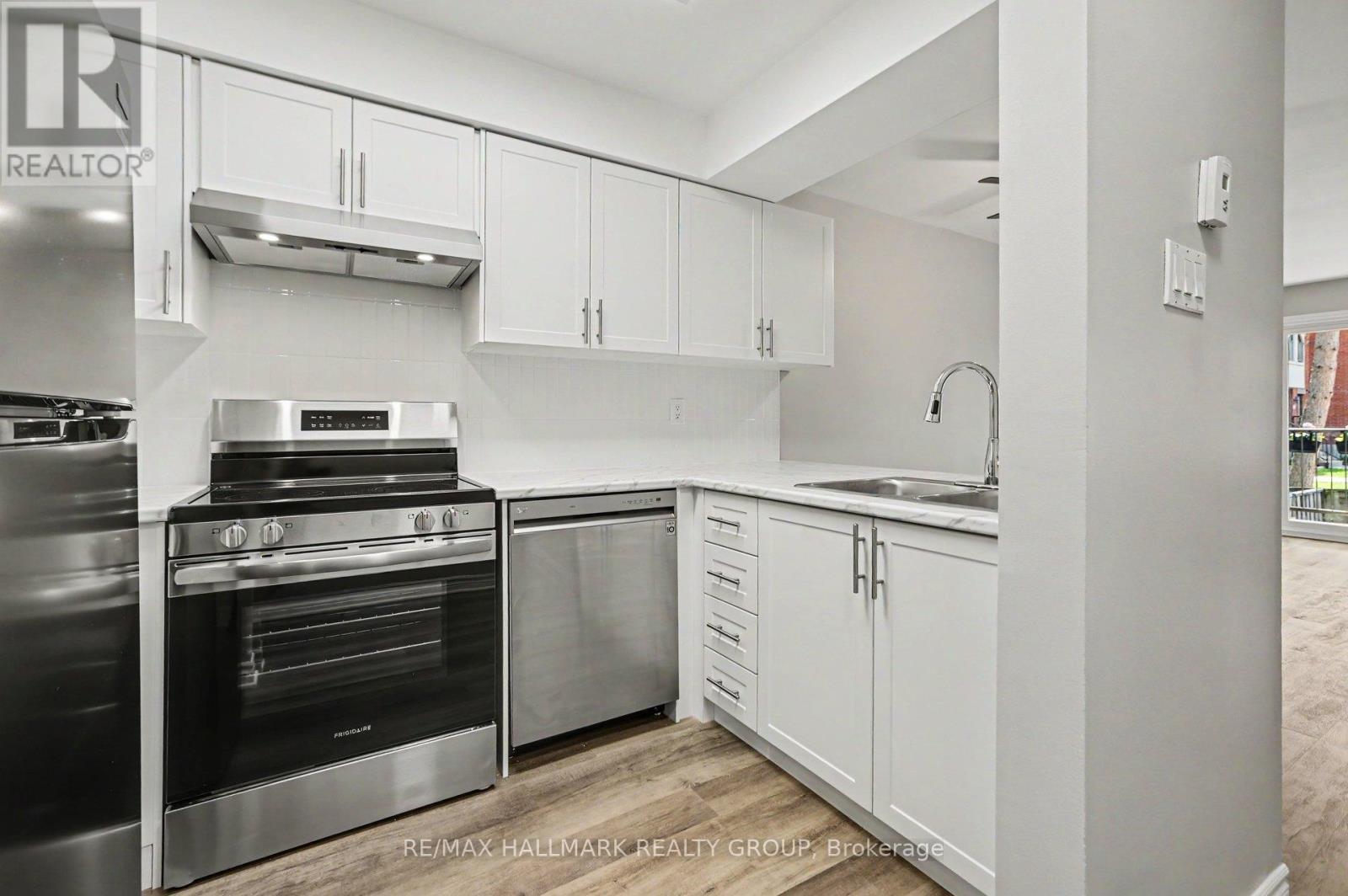 1168 Blasdell Avenue, Ottawa, ON