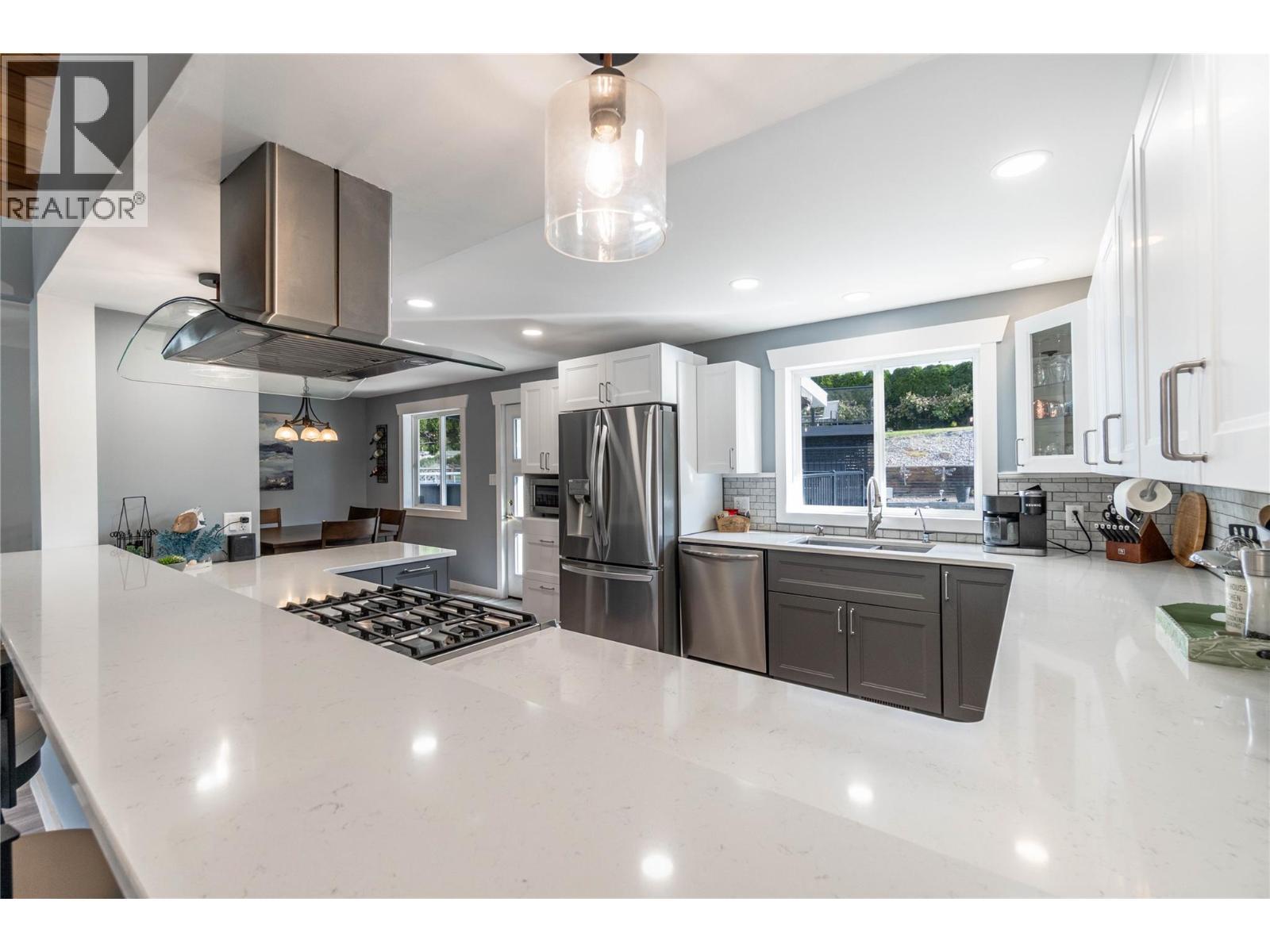 Kitchen main level - 6763 Meadows Drive, Oliver, BC