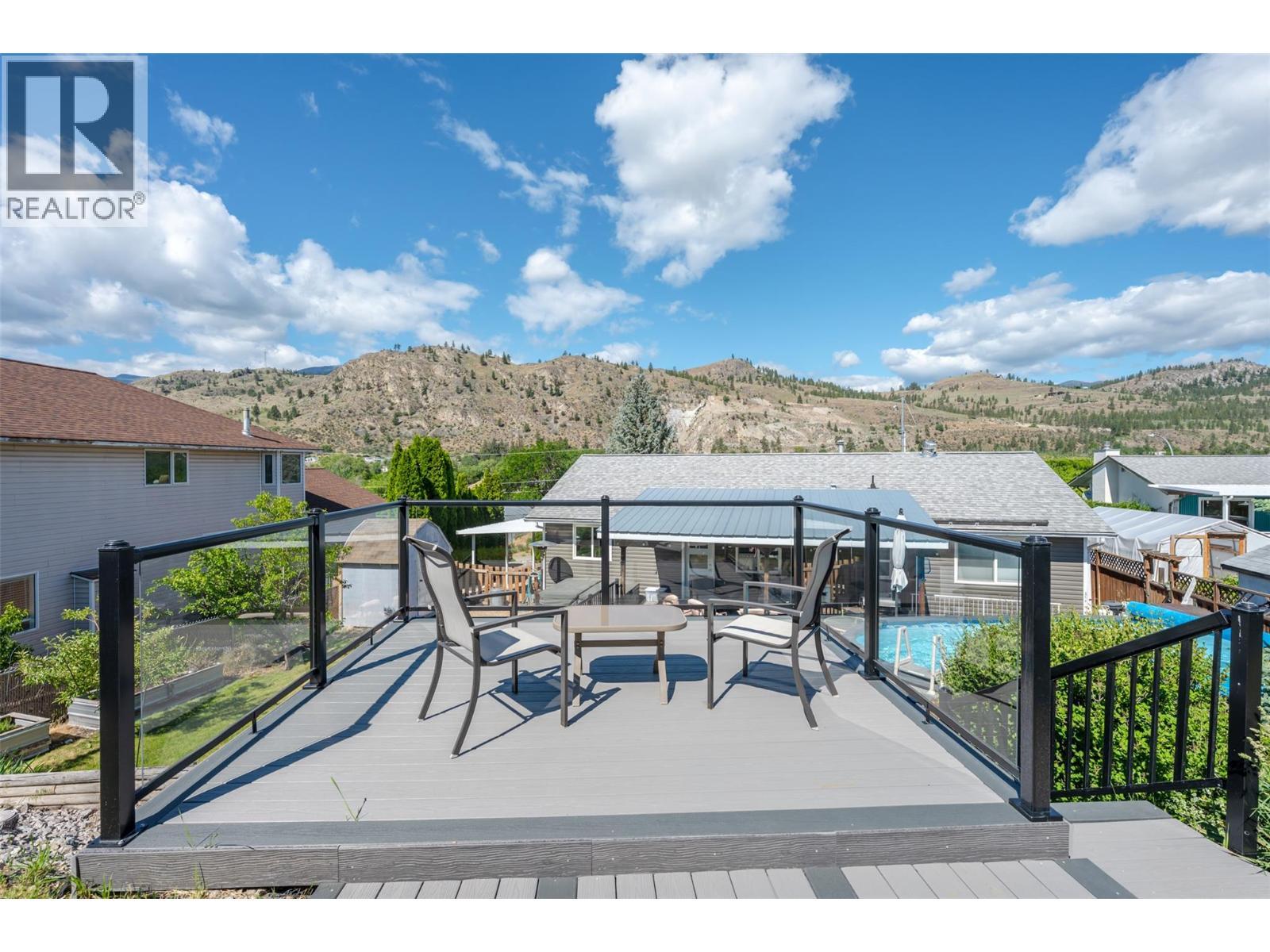 Viewing platform - 6763 Meadows Drive, Oliver, BC