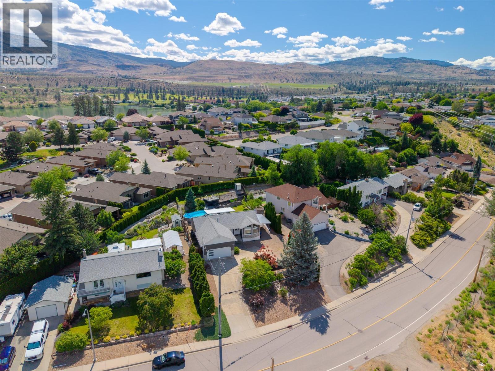 6763 Meadows Drive, Oliver, BC