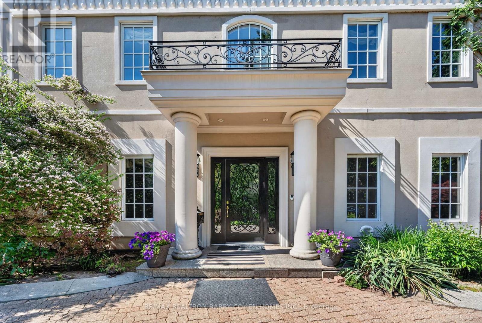 21 Fifeshire Road, Toronto, ON