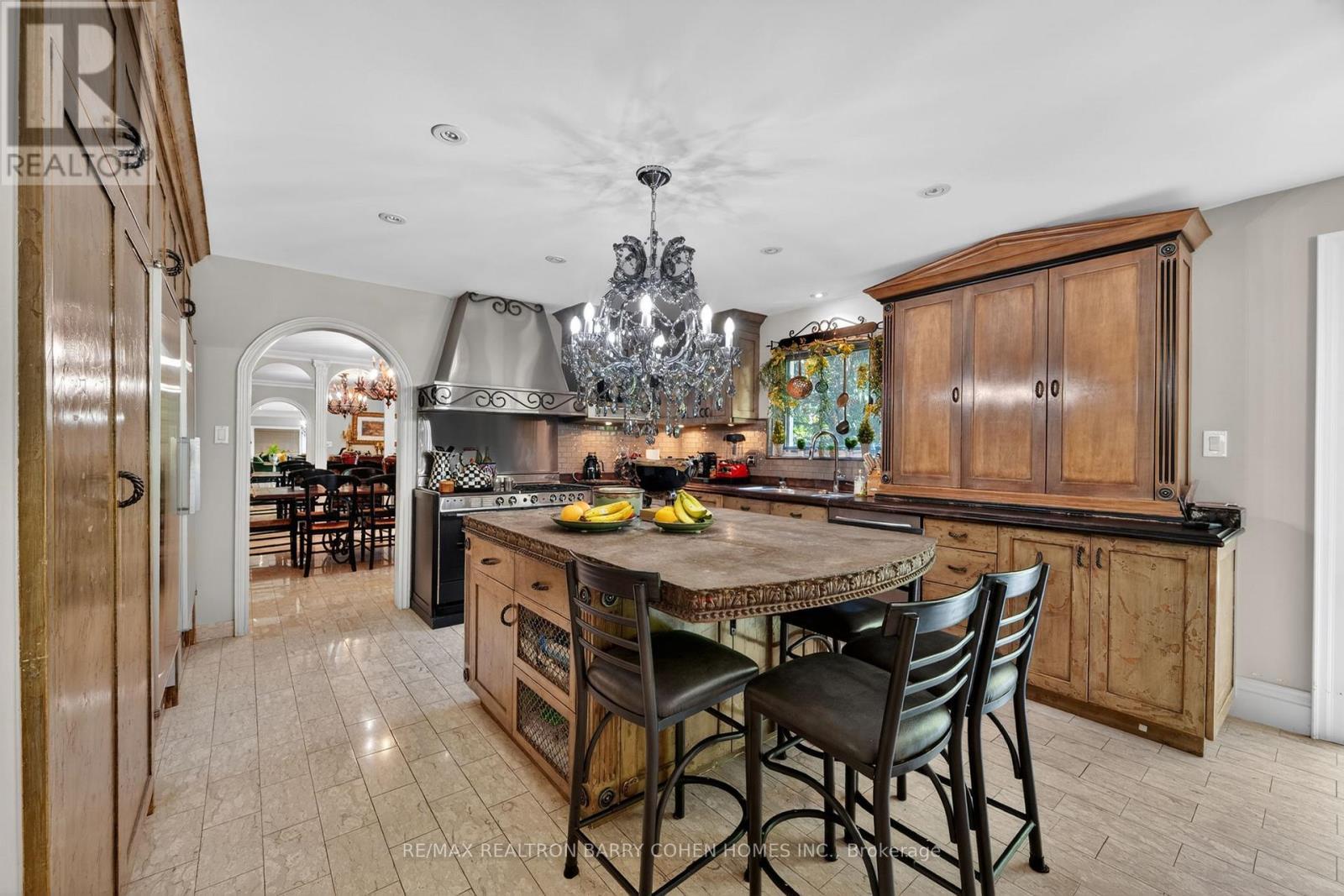 21 Fifeshire Road, Toronto, ON