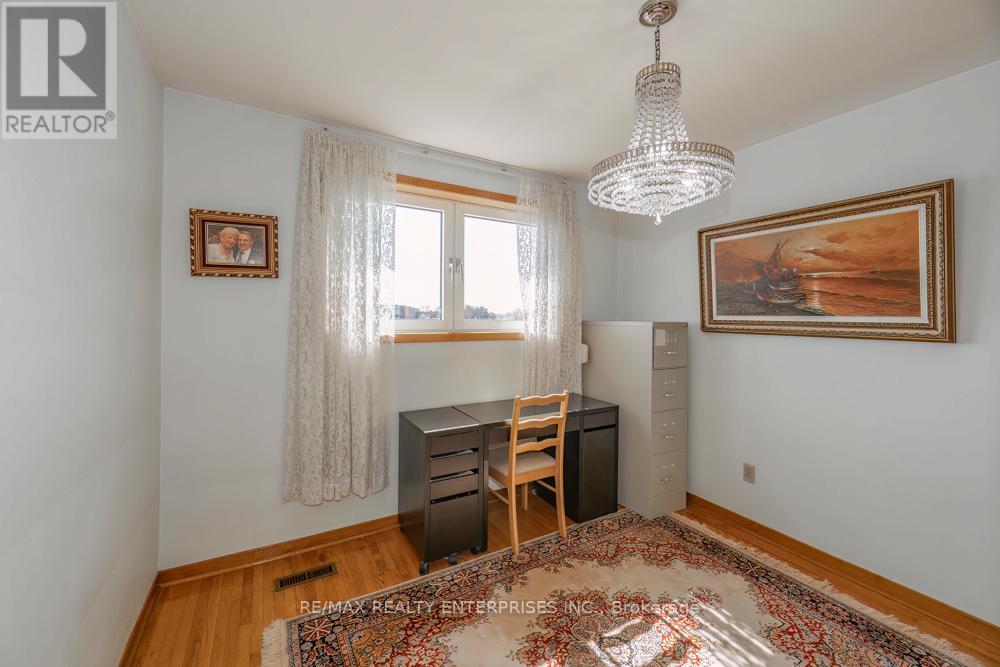 7368 Redstone Road, Mississauga, ON