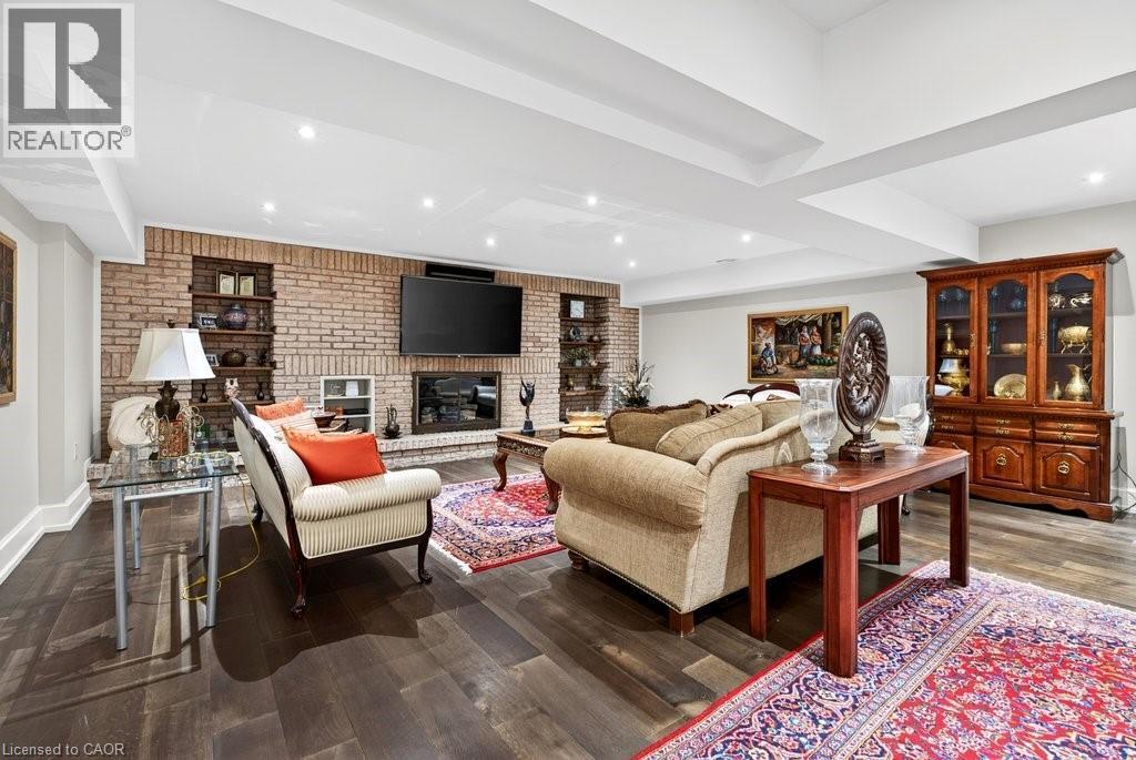277 Shoreacres Road, Burlington, ON