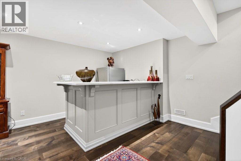 277 Shoreacres Road, Burlington, ON