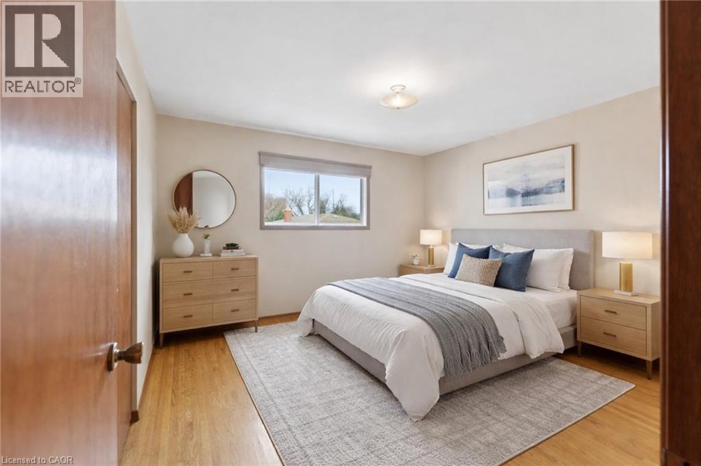 Virtually Staged - 26 Adorn Court, Hamilton, ON