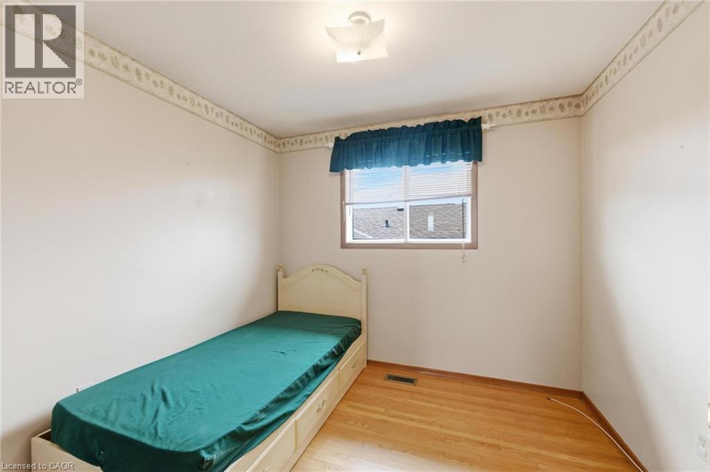 Bedroom 3 - 26 Adorn Court, Hamilton, ON