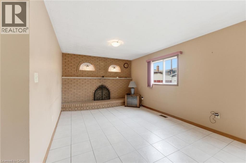 26 Adorn Court, Hamilton, ON