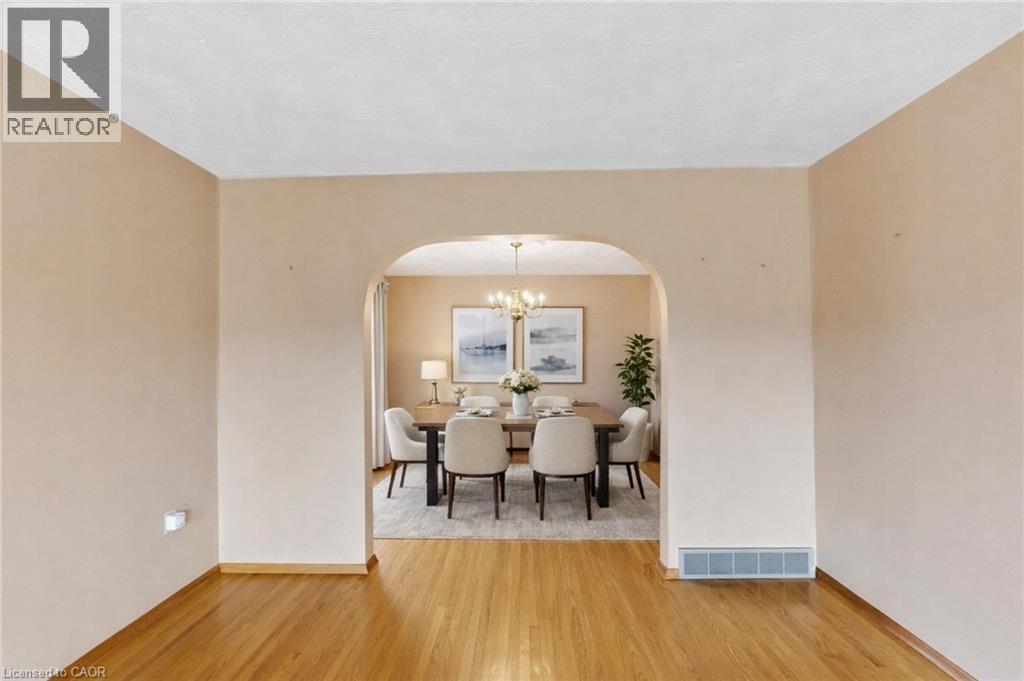 Virtually Staged - 26 Adorn Court, Hamilton, ON