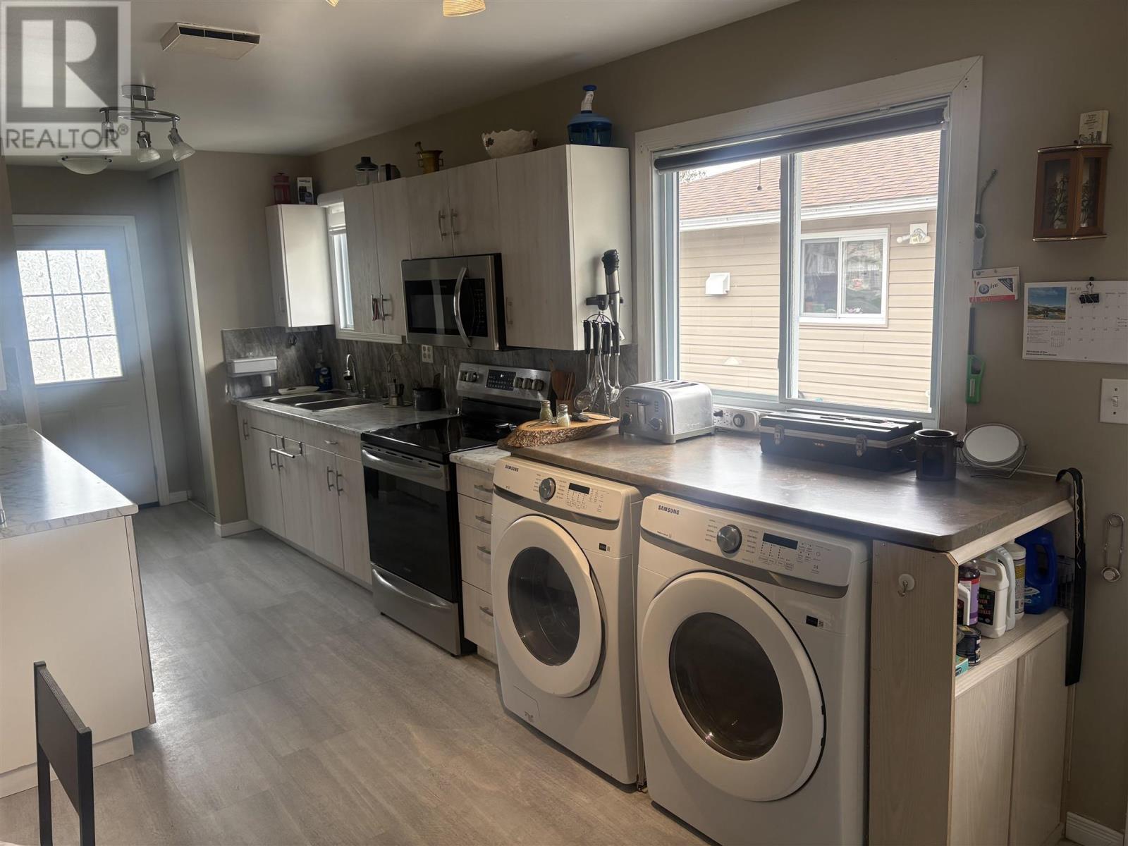 14 Albert St, Elliot Lake, ON