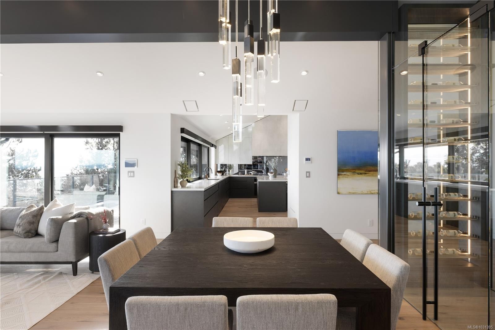 121 Denison Rd, Oak Bay, BC