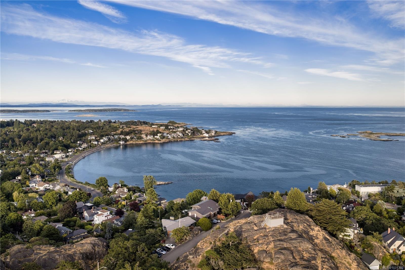121 Denison Rd, Oak Bay, BC