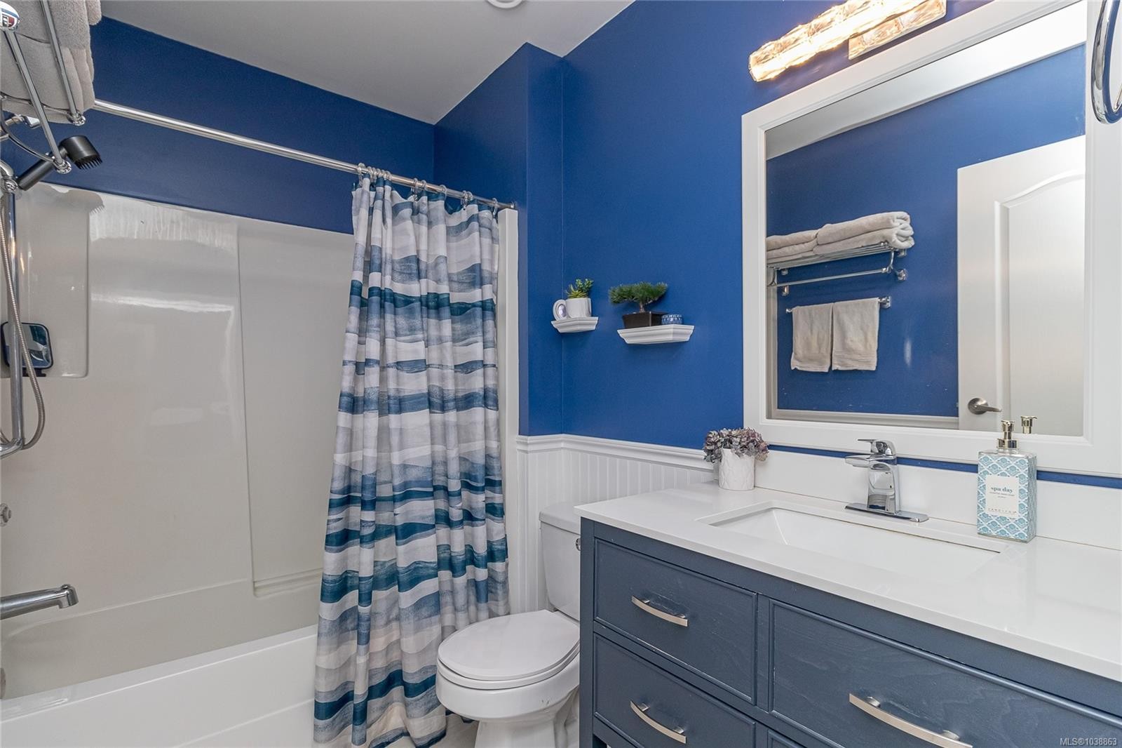 749 Marchmont Rd, Duncan, BC