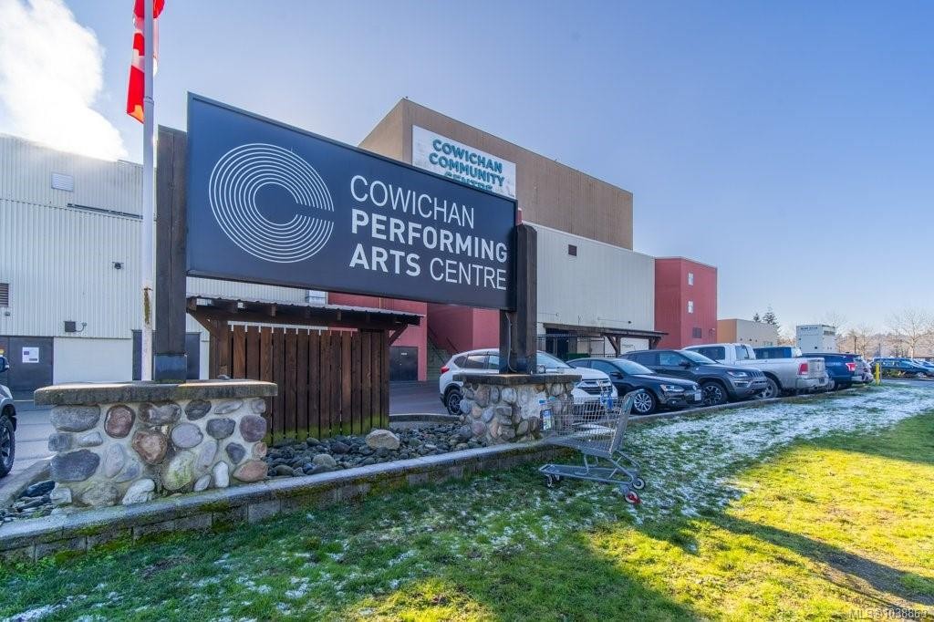 749 Marchmont Rd, Duncan, BC