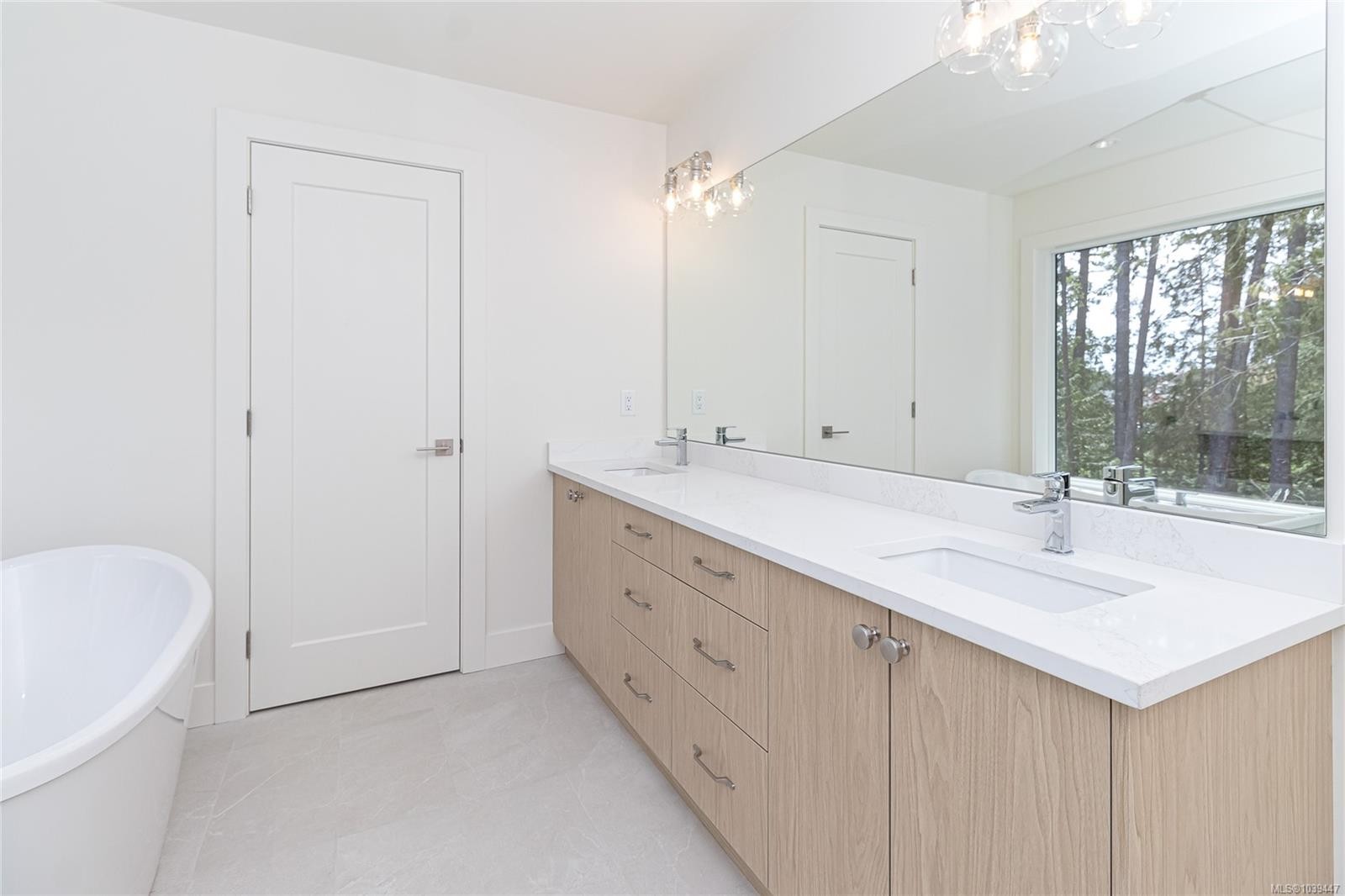 2172 Bellflower Dr, Langford, BC