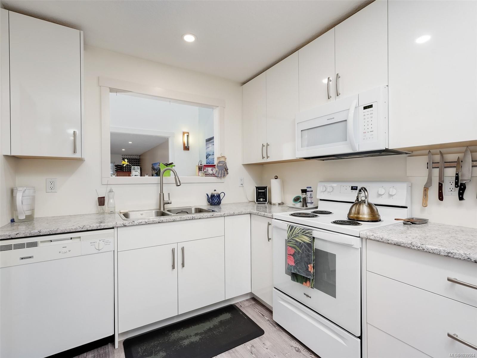 #65-4125 Interurban Rd, Saanich, BC