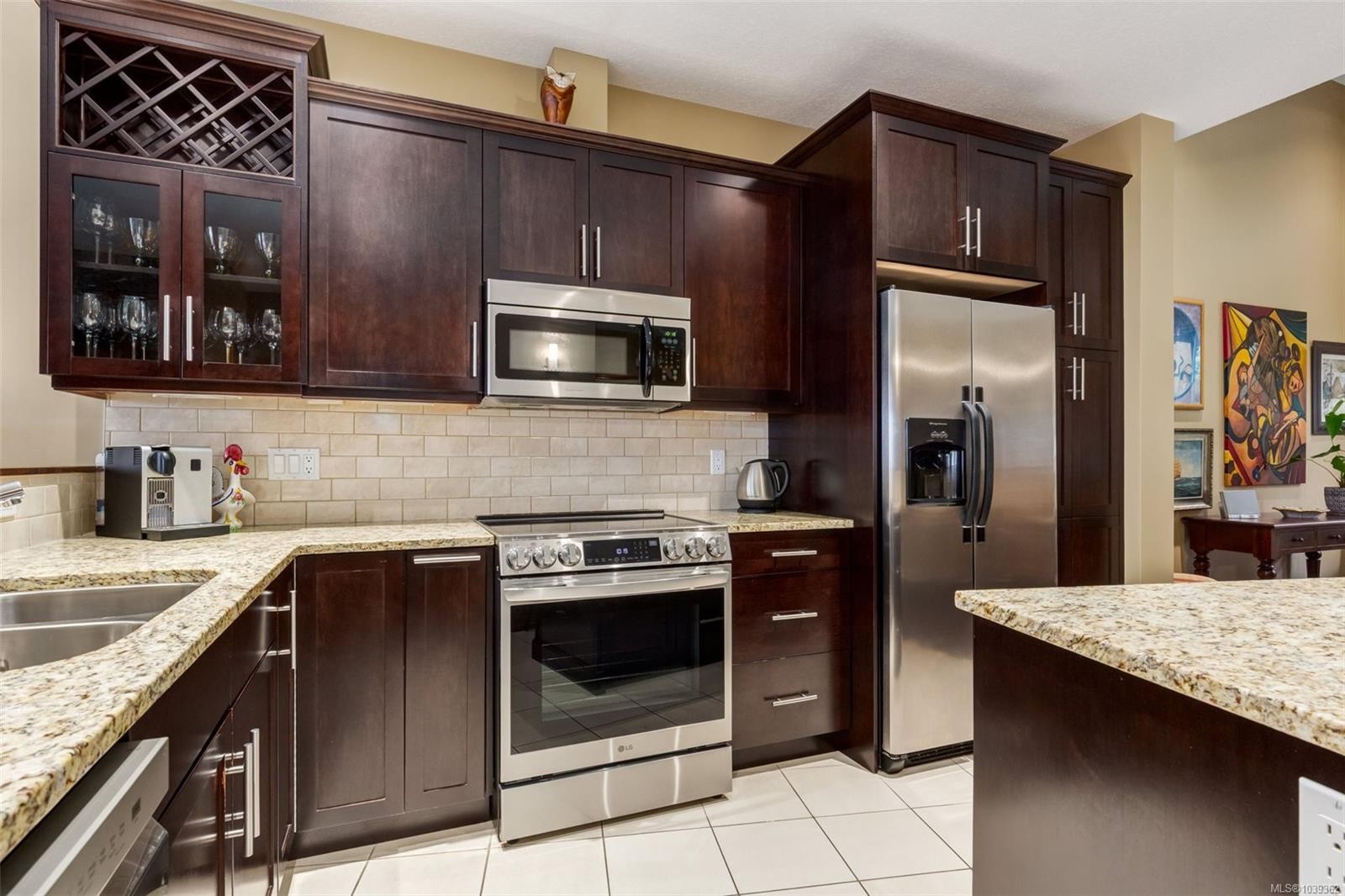 #102-5418 Jacobs Lane, Nanaimo, BC