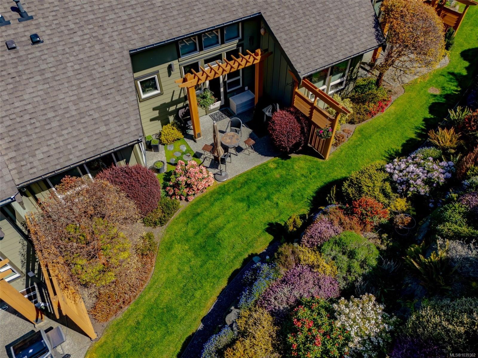 #102-5418 Jacobs Lane, Nanaimo, BC