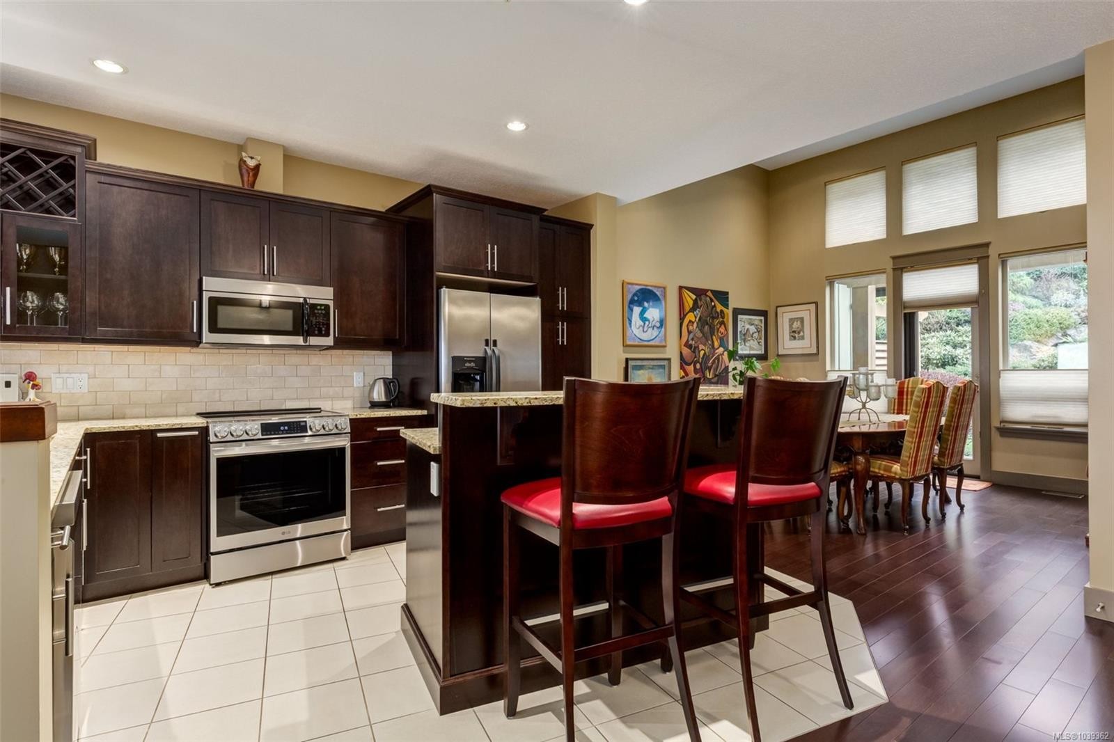 #102-5418 Jacobs Lane, Nanaimo, BC