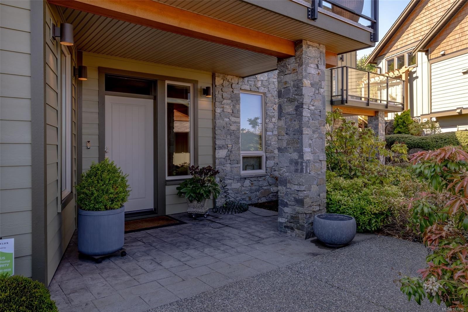 #102-5418 Jacobs Lane, Nanaimo, BC