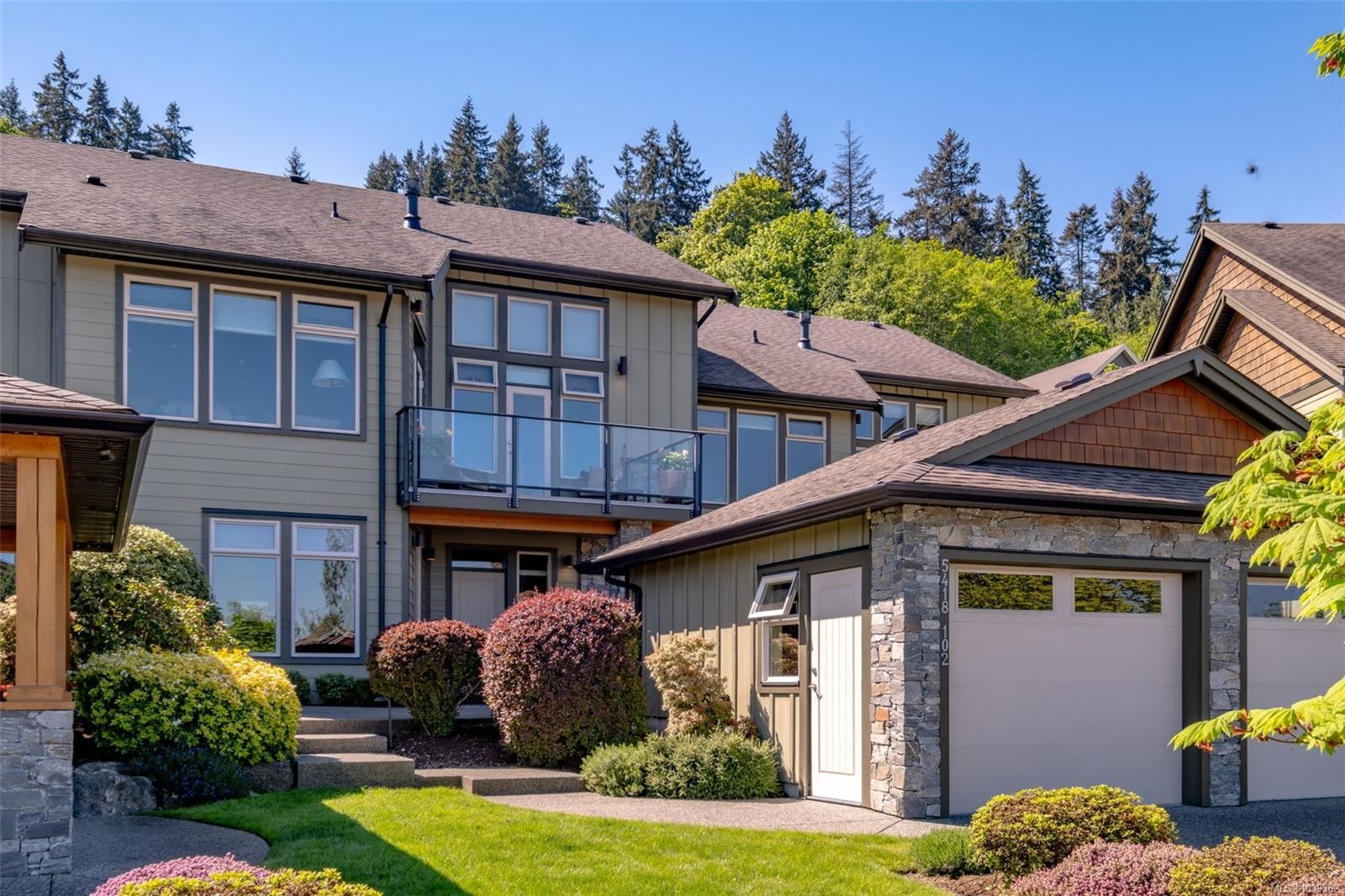 #102-5418 Jacobs Lane, Nanaimo, BC