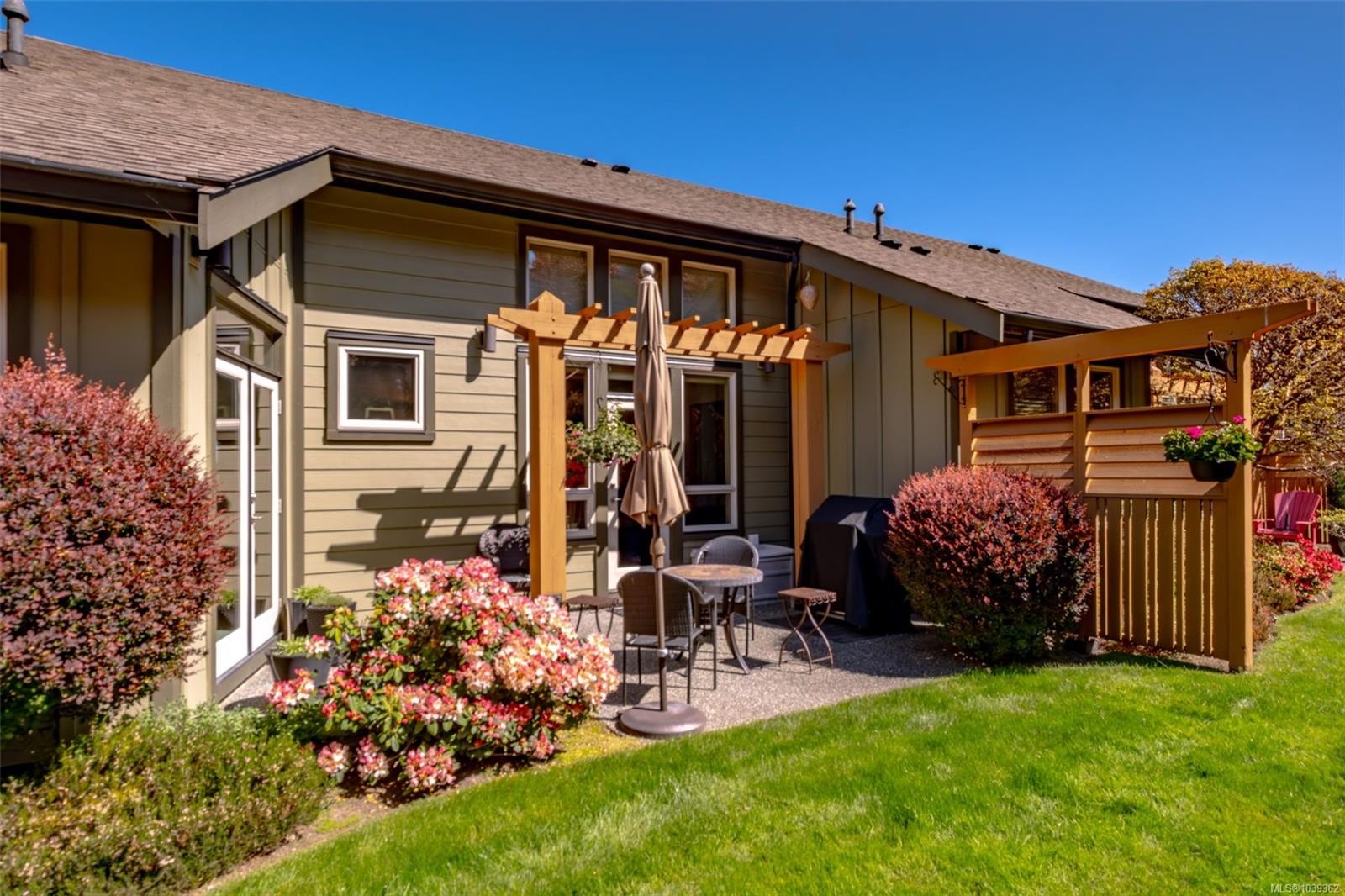 #102-5418 Jacobs Lane, Nanaimo, BC