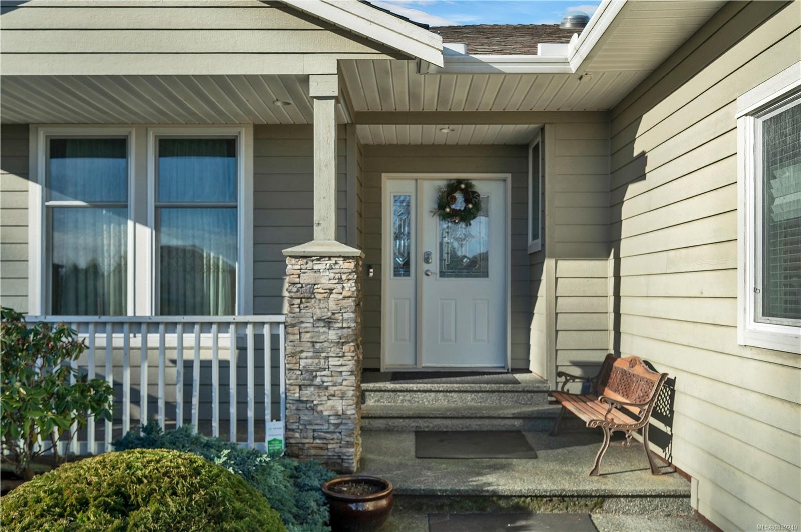 2984 Thurston Pl, Campbell River, BC