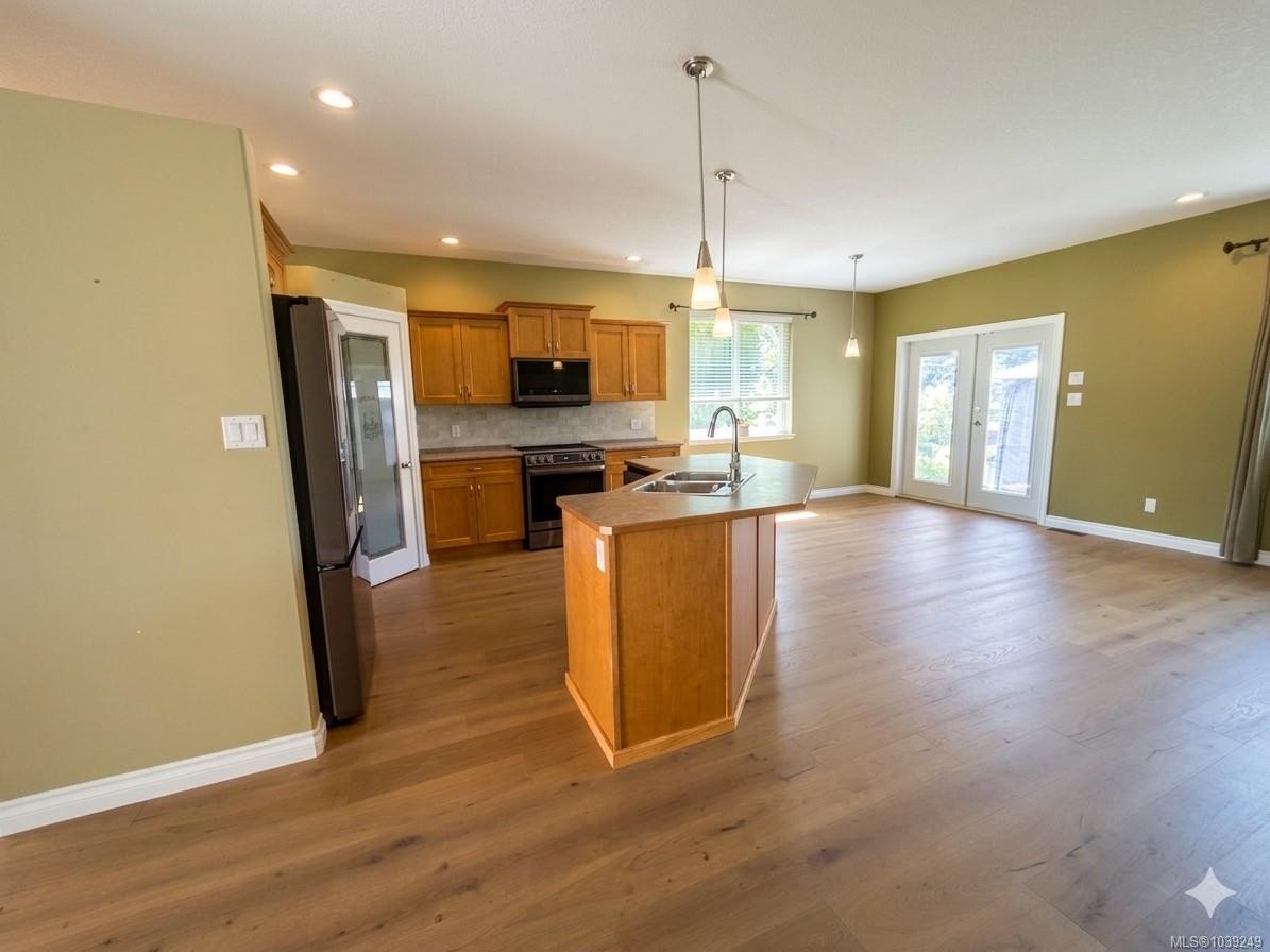 2984 Thurston Pl, Campbell River, BC