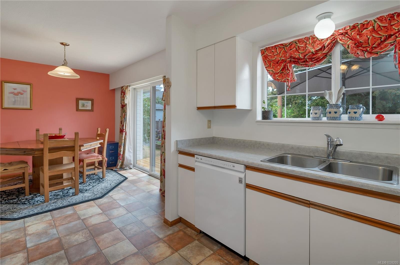 755 Kit Cres, Campbell River, BC