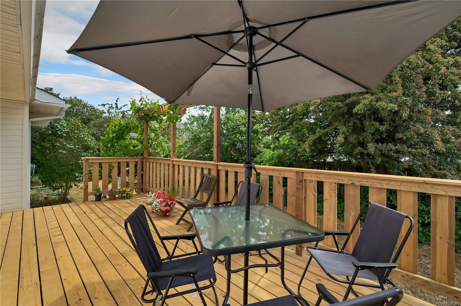 755 Kit Cres, Campbell River, BC