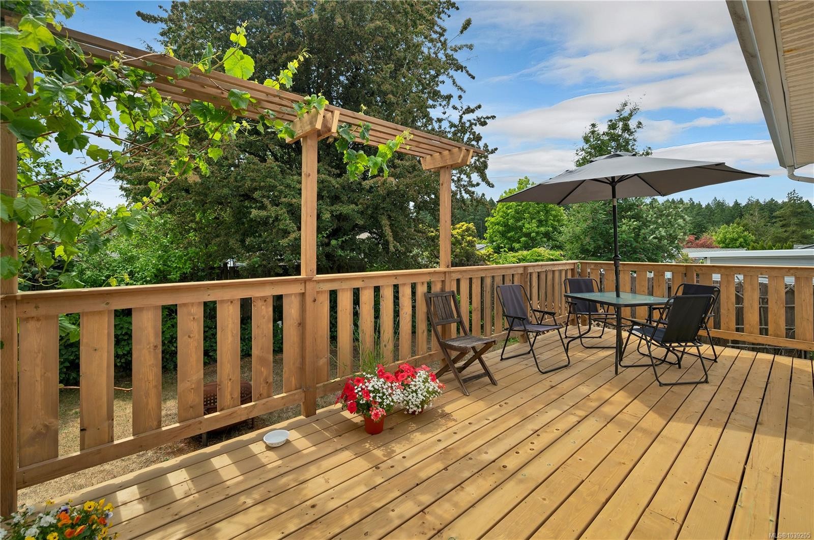 755 Kit Cres, Campbell River, BC