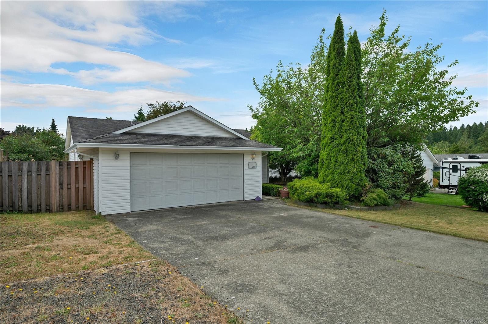 755 Kit Cres, Campbell River, BC