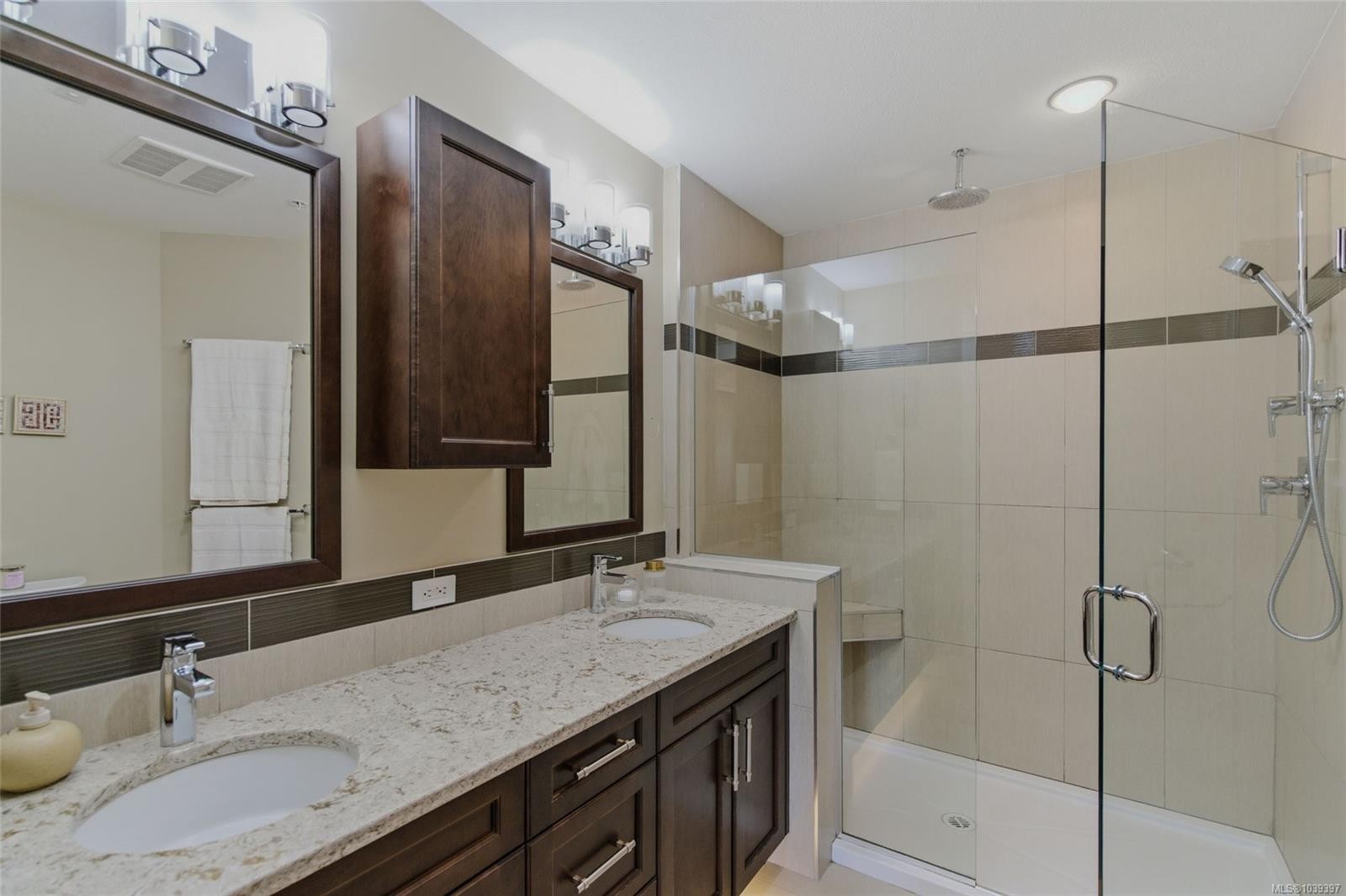 3406 Ocean Mist Pl, Nanaimo, BC