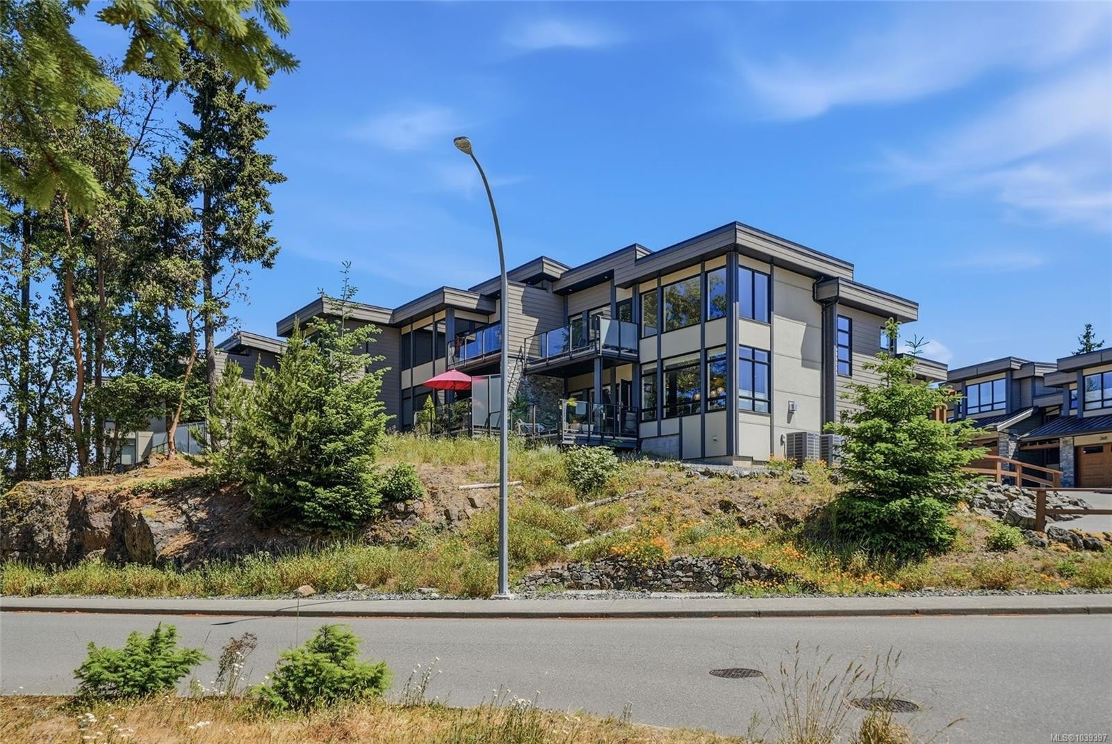 3406 Ocean Mist Pl, Nanaimo, BC