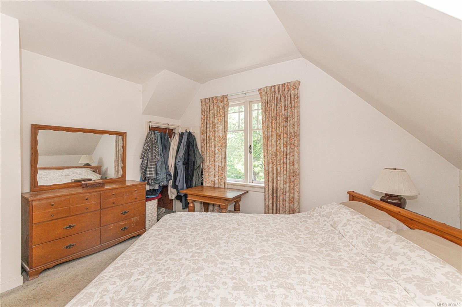 1254 Burnside Rd West, View Royal, BC
