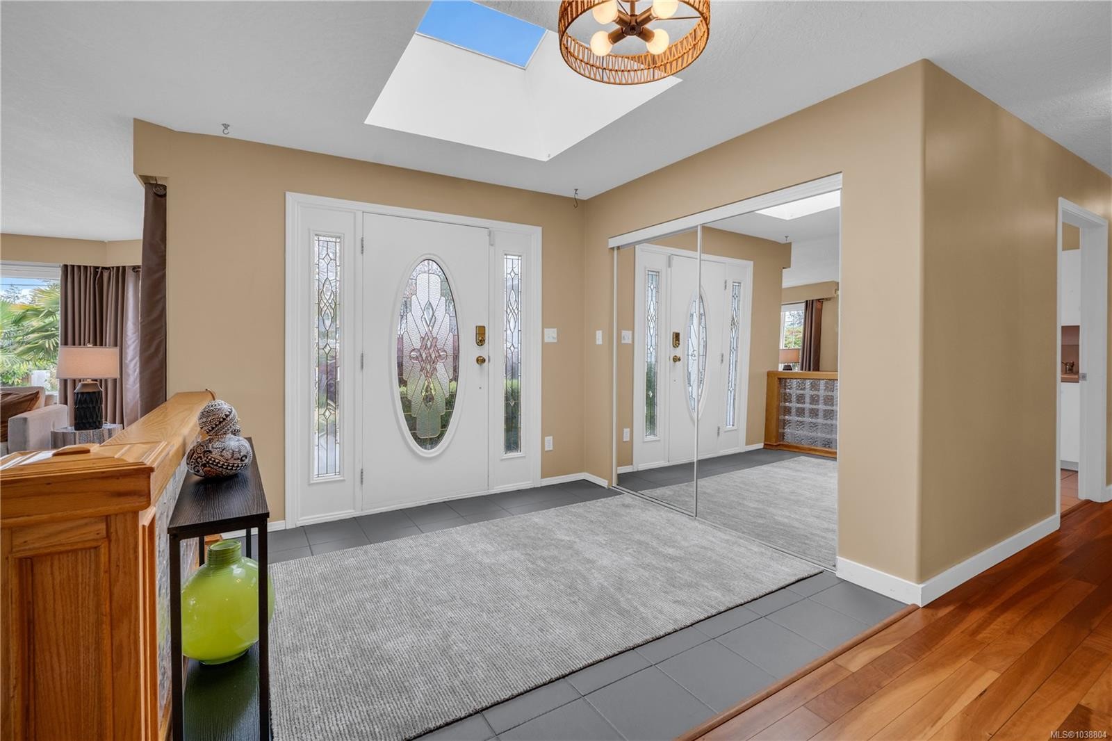 8008 Glenhurst Dr North, Crofton, BC